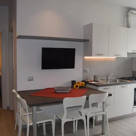 Orchidea Marina Aparthotel 2*