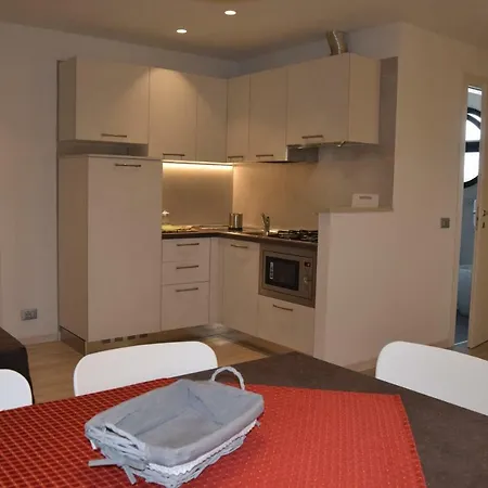 Apartmanhotel Orchidea Marina 2*